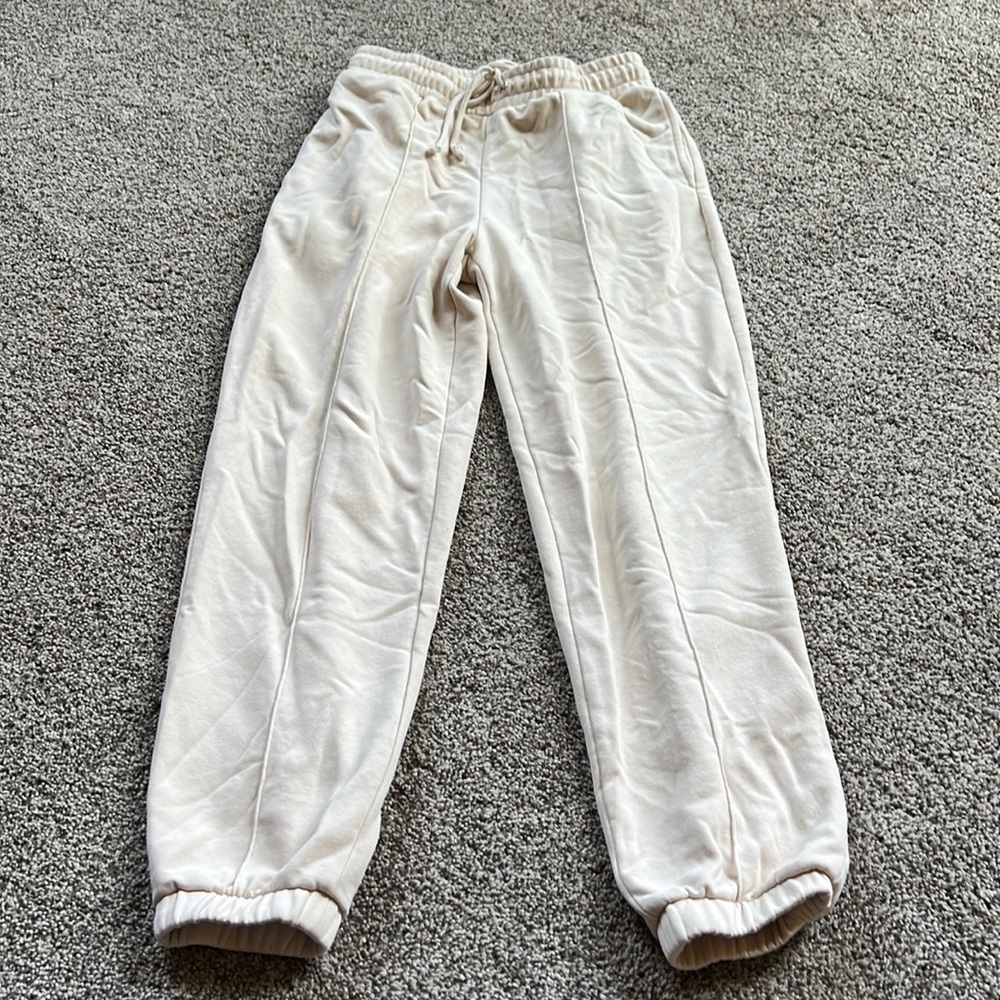 Forever 21 Cream Sweatpants Size S